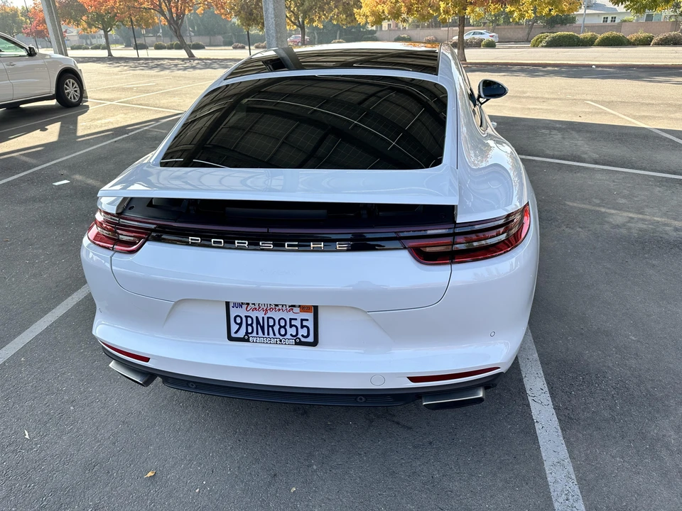 2017 Porsche 971 Panamera - Image 13 of 31