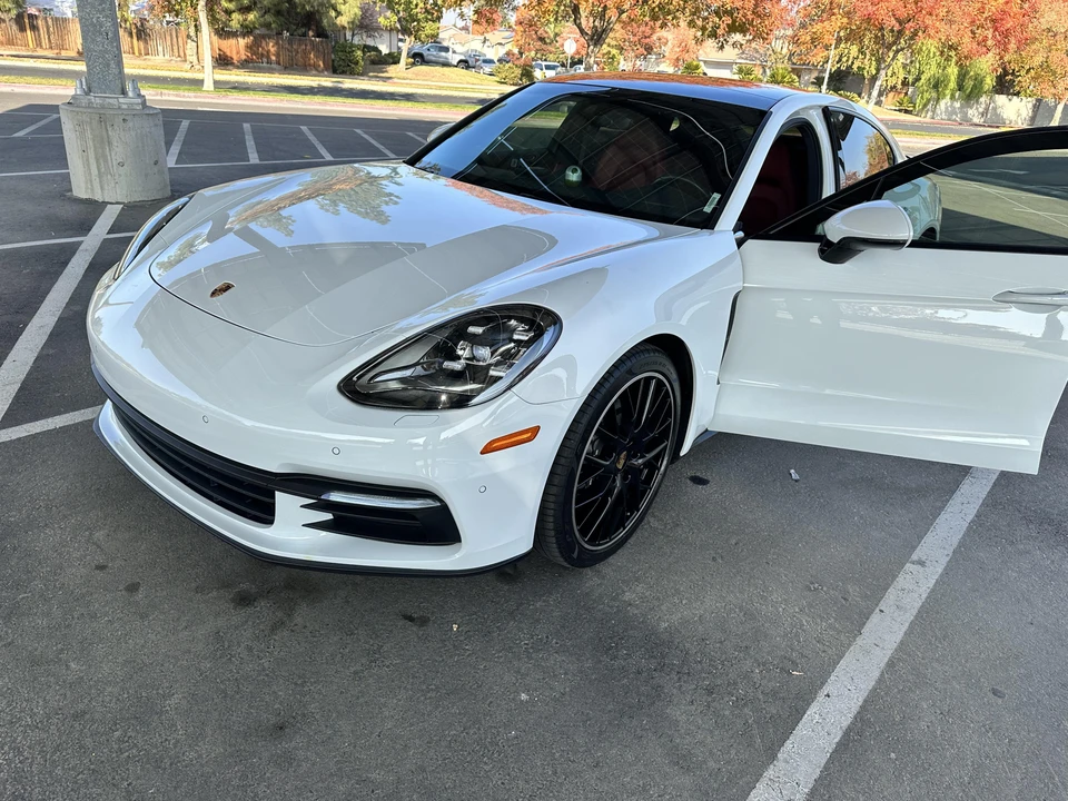 2017 Porsche 971 Panamera - Image 21 of 31