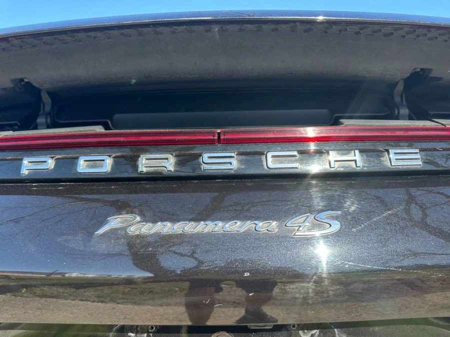 2017 Porsche 971 Panamera - Image 13 of 31