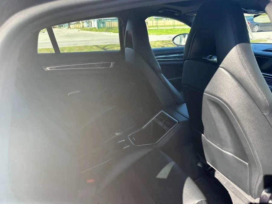 2017 Porsche 971 Panamera - Image 25 of 31