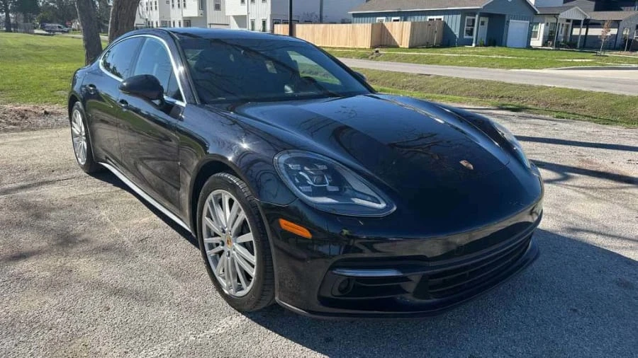 2017 Porsche 971 Panamera - Image 18 of 31