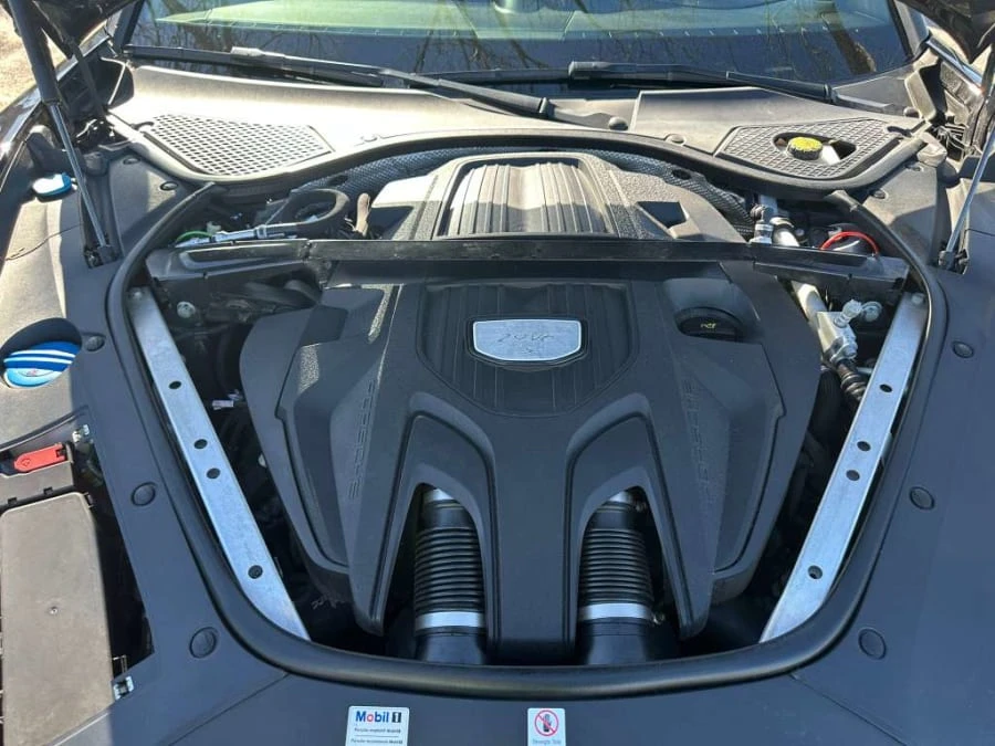 2017 Porsche 971 Panamera - Image 29 of 31