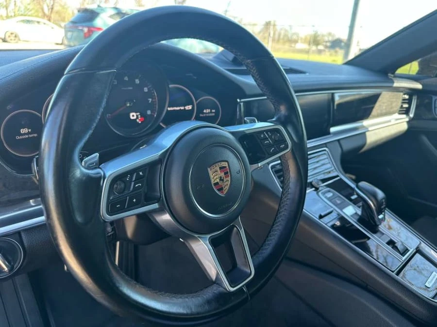 2017 Porsche 971 Panamera - Image 22 of 31
