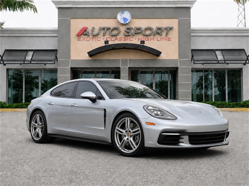 2017 Porsche 971 Panamera - Image 7 of 31