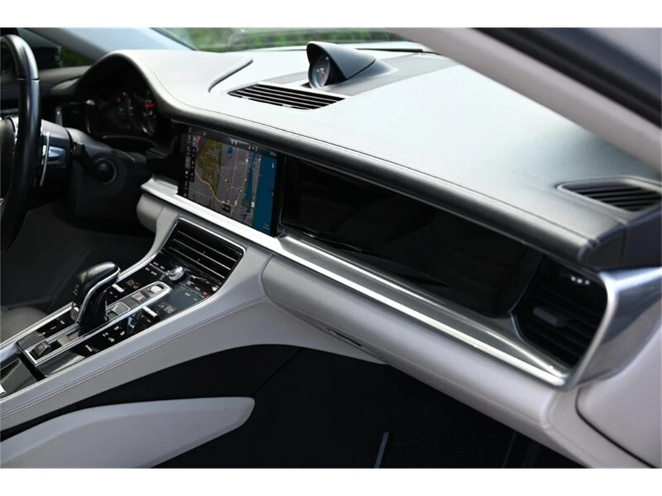 2017 Porsche 971 Panamera - Image 26 of 31