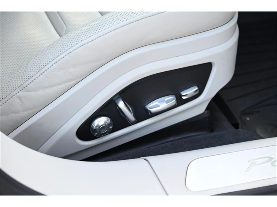 2017 Porsche 971 Panamera - Image 27 of 31