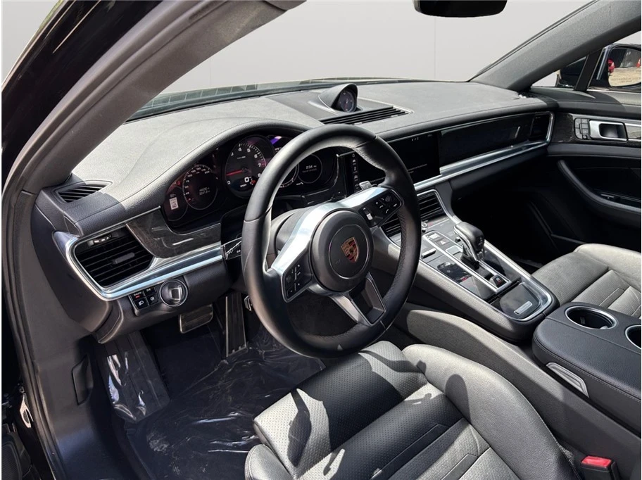 2017 Porsche 971 Panamera - Image 6 of 21