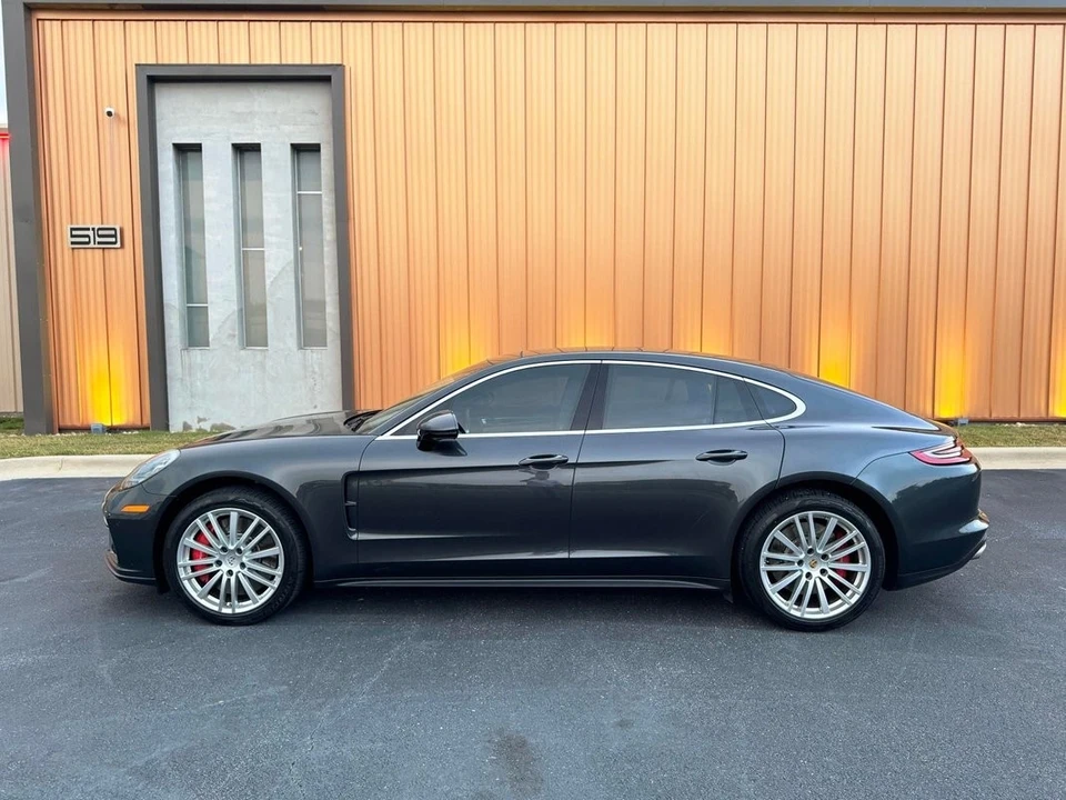 2017 Porsche 971 Panamera - Image 16 of 21