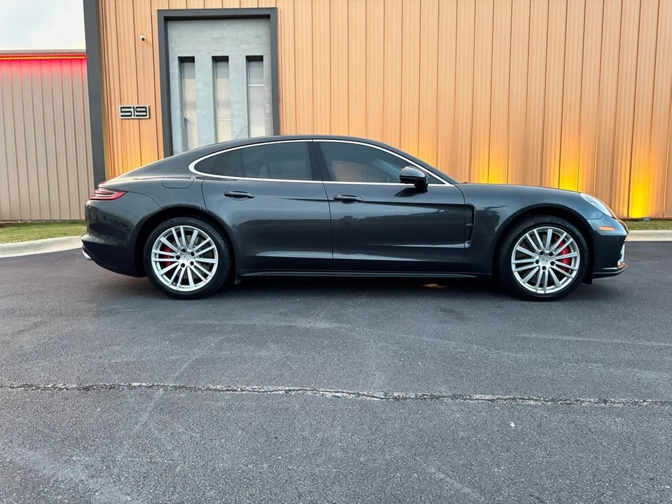2017 Porsche 971 Panamera - Image 9 of 21
