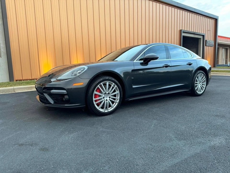 2017 Porsche 971 Panamera - Image 14 of 21