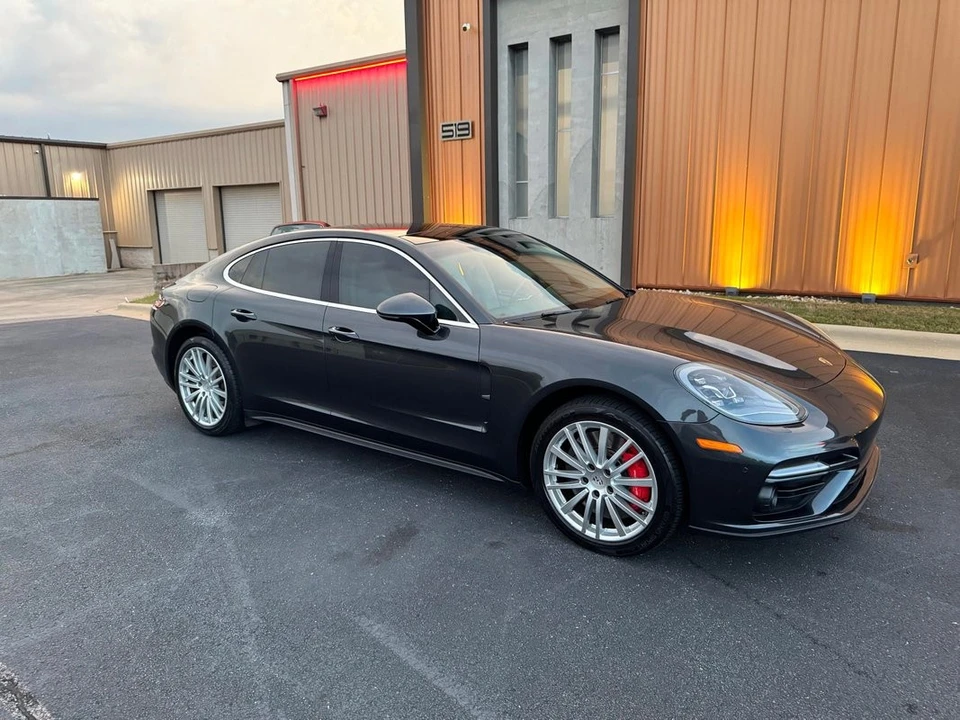 2017 Porsche 971 Panamera - Image 4 of 21