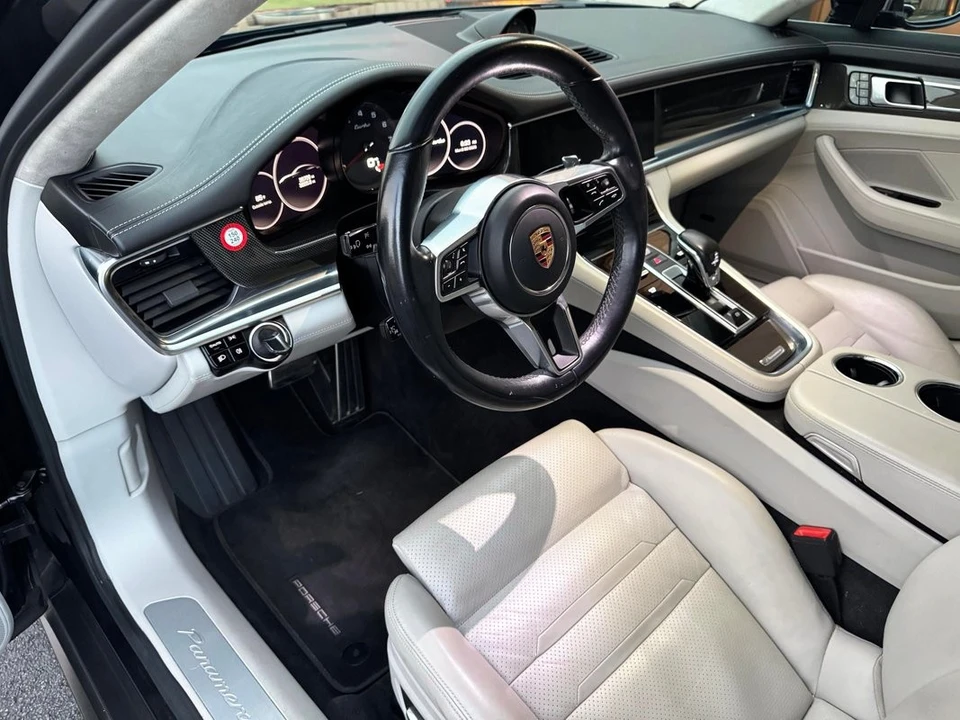 2017 Porsche 971 Panamera - Image 21 of 21