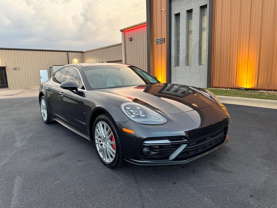 2017 Porsche 971 Panamera - Image 7 of 21