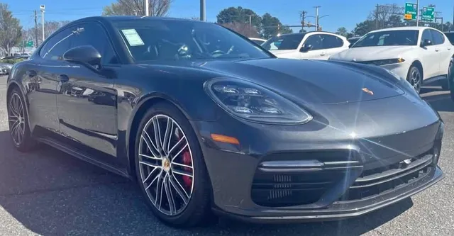 2017 Porsche Panamera Turbo