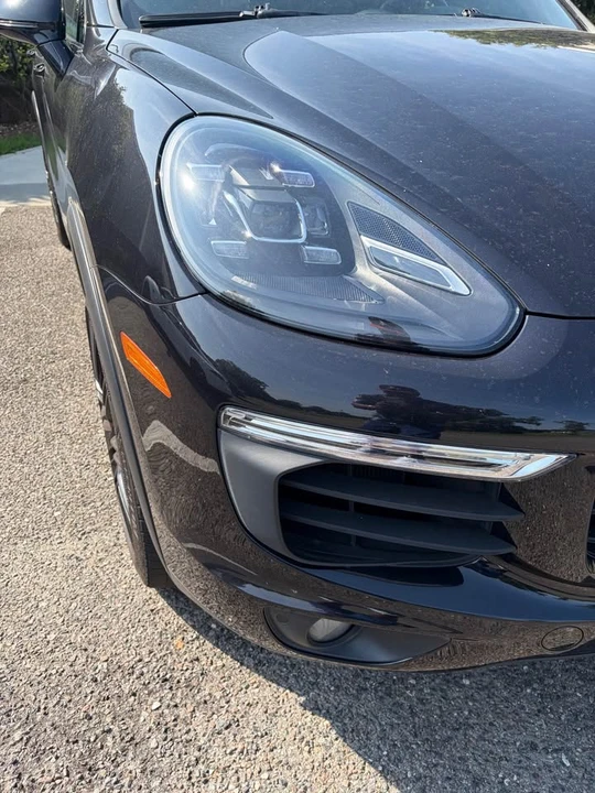 2017 Porsche 958 Cayenne - Image 2 of 12