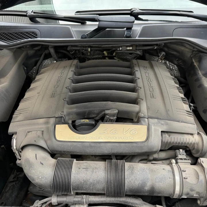 2017 Porsche Cayenne - Image 8 of 9