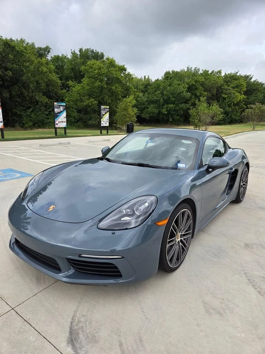 2017 Porsche 718 Cayman - Image 4 of 10