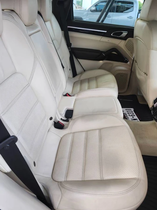 2017 Porsche 958 Cayenne S - Image 11 of 18
