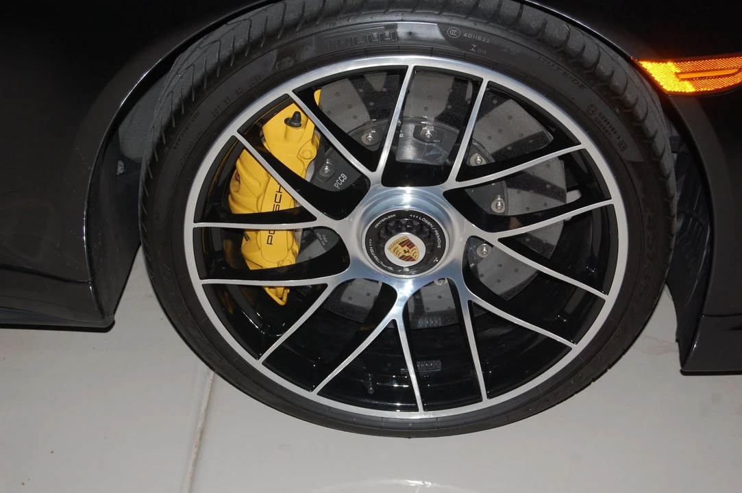 2017 Porsche 991 Turbo S - Image 6 of 15