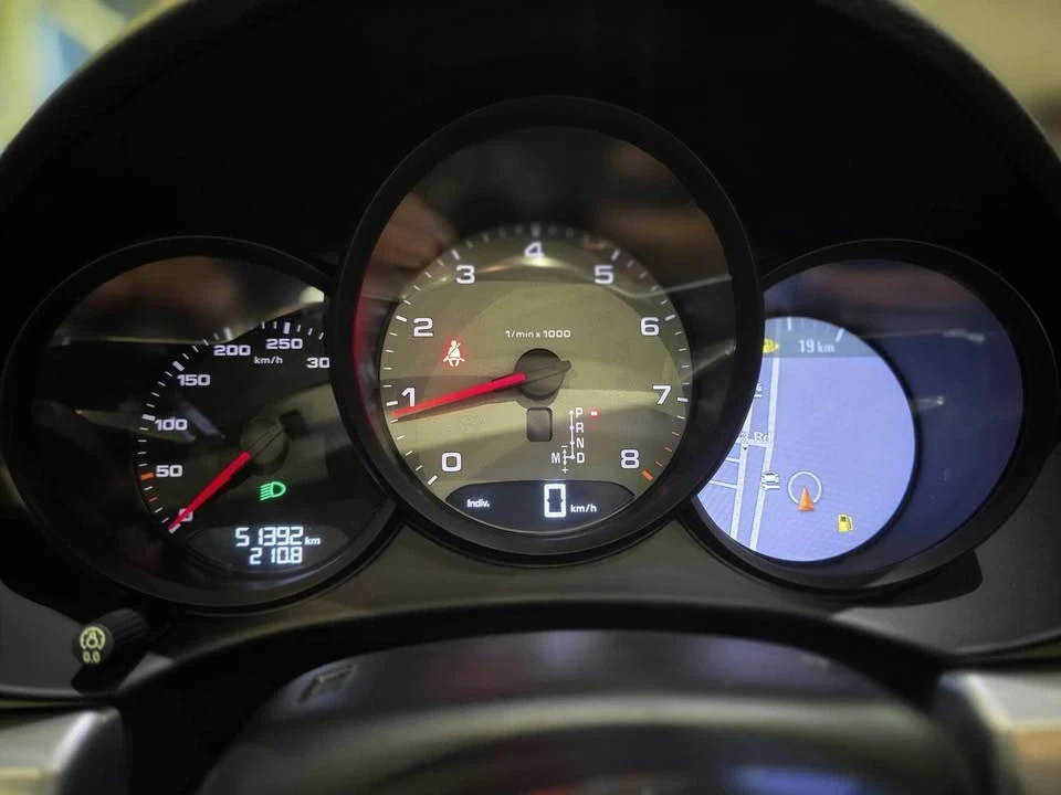 2017 Porsche 718 Boxster - Image 6 of 17