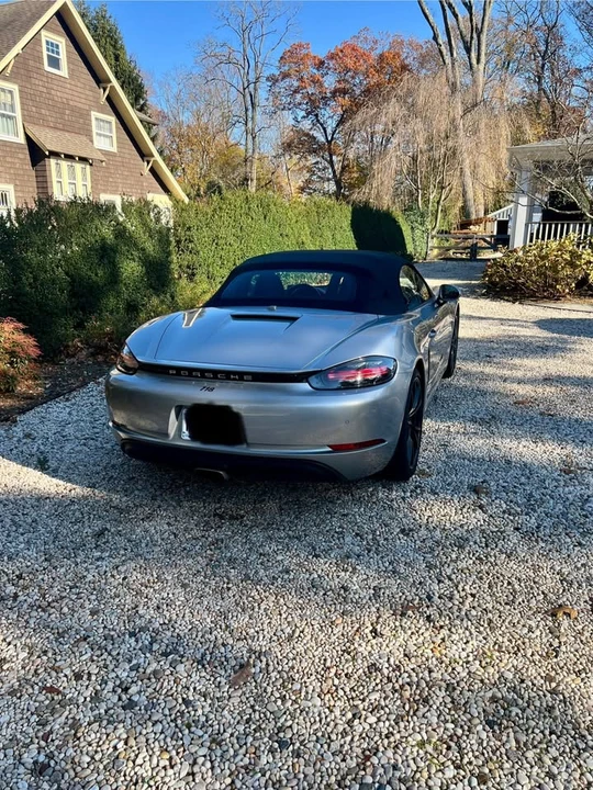 2017 Porsche 718 Boxster - Image 9 of 16