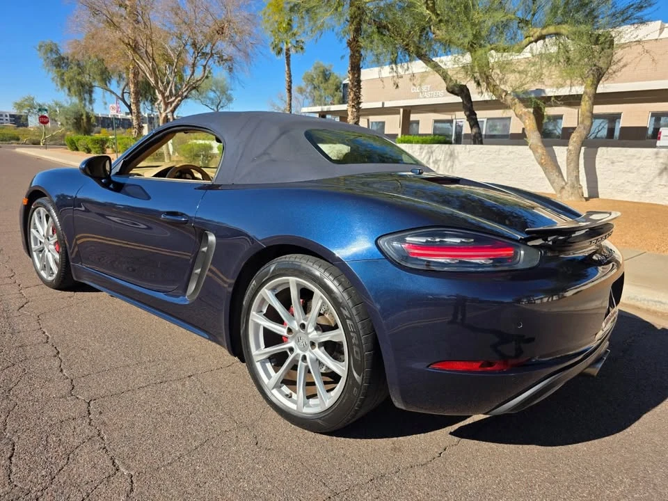 2017 Porsche 718 Boxster - Image 9 of 20