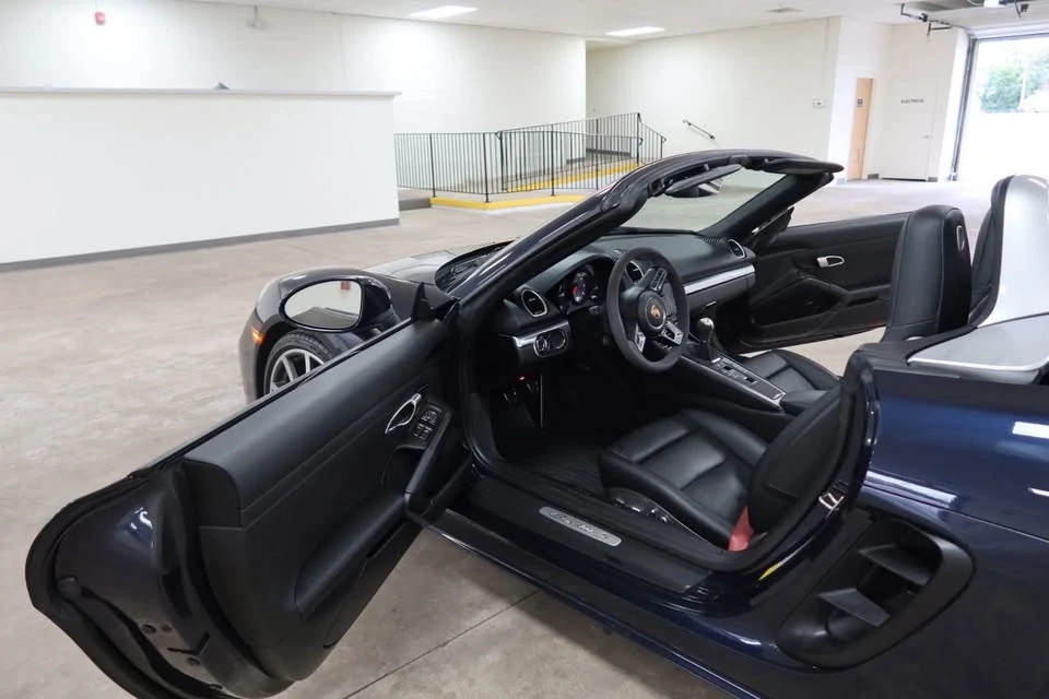 2017 Porsche 718 Boxster S - Image 8 of 20