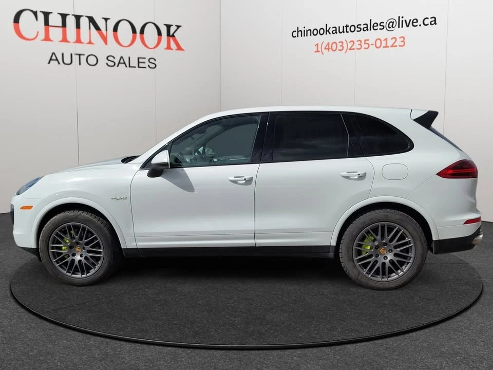 2017 Porsche 958 Cayenne S - Image 7 of 12