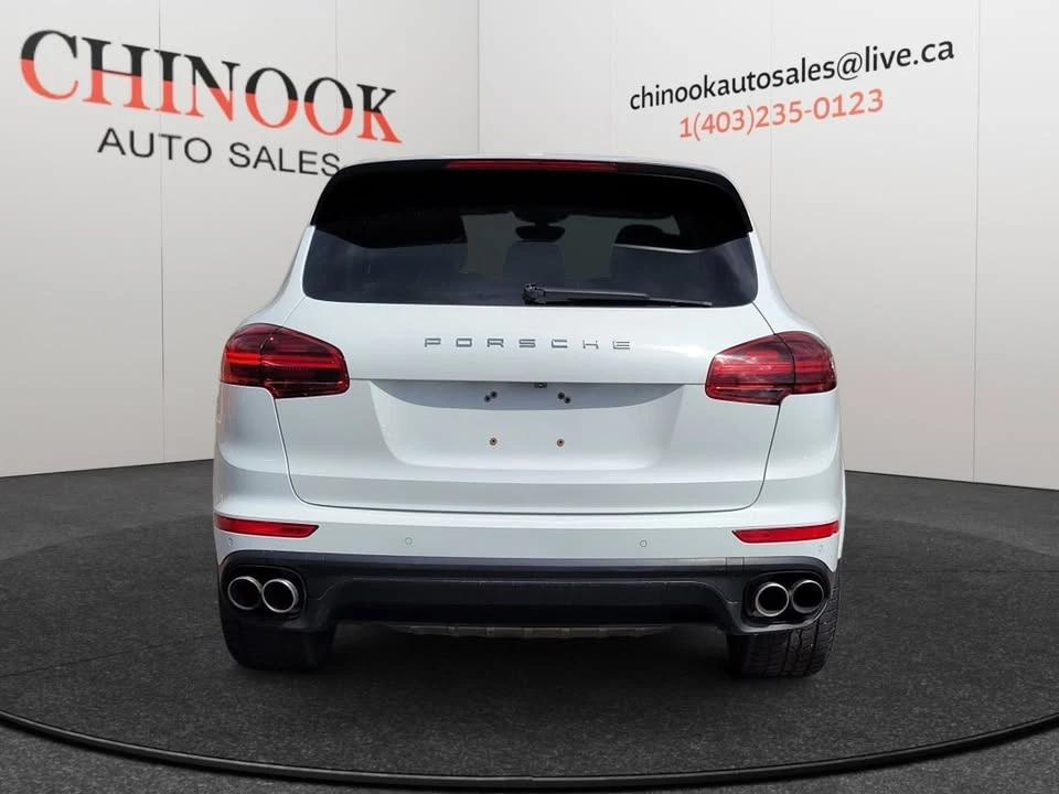 2017 Porsche 958 Cayenne - Image 5 of 12