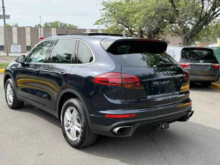 2017 Porsche 958 Cayenne - Image 5 of 19