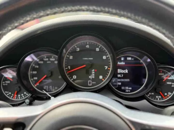 2017 Porsche 958 Cayenne - Image 15 of 19