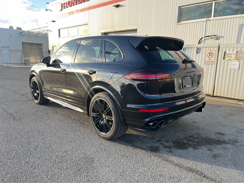 2017 Porsche 958 Cayenne - Image 4 of 11