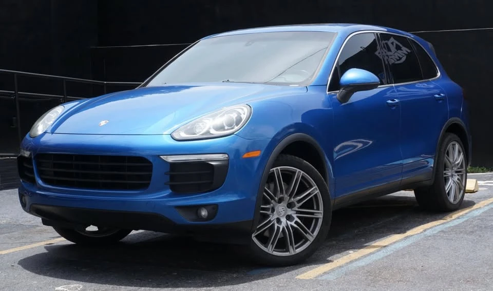 2017 Porsche 958 Cayenne - Image 2 of 7