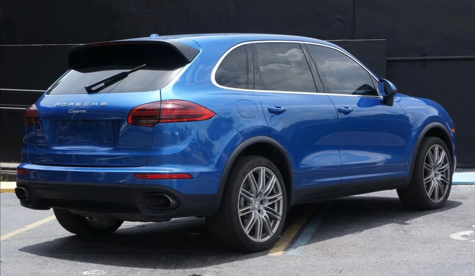 2017 Porsche 958 Cayenne - Image 4 of 7