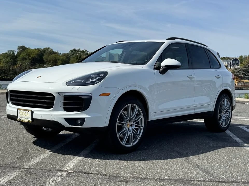 2017 Porsche 958 Cayenne - Image 3 of 20
