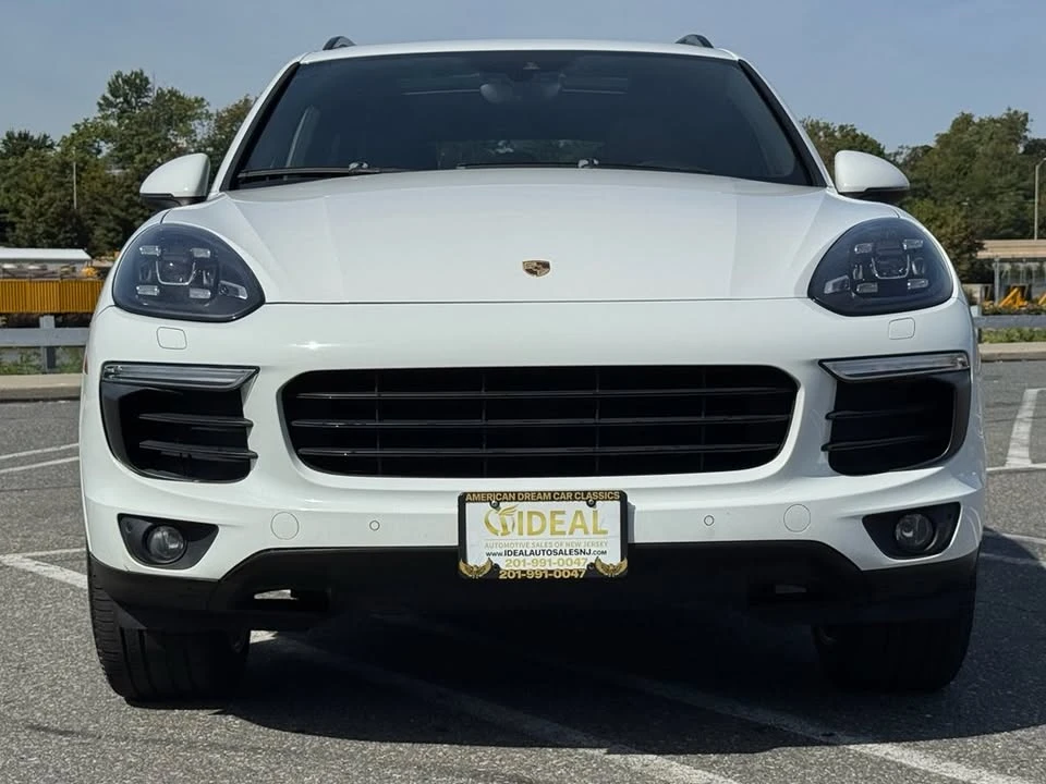2017 Porsche 958 Cayenne - Image 2 of 20
