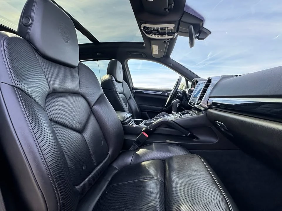 2017 Porsche 958 Cayenne - Image 19 of 20