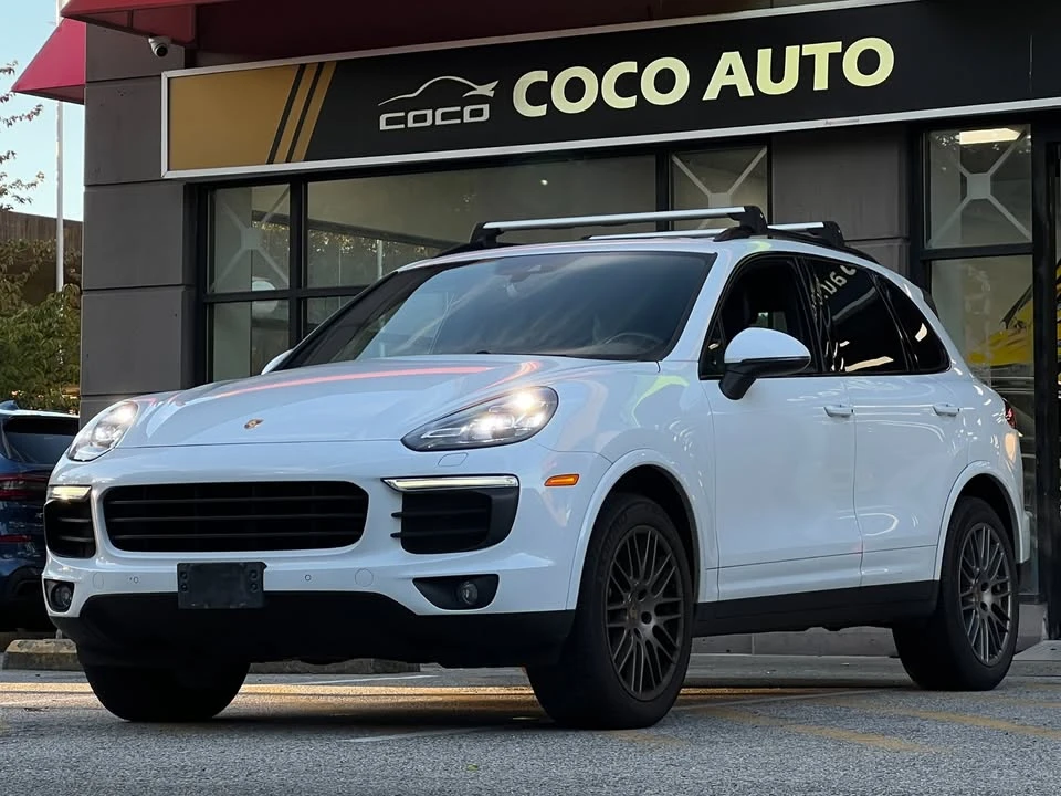 2017 Porsche 958 Cayenne - Image 4 of 16