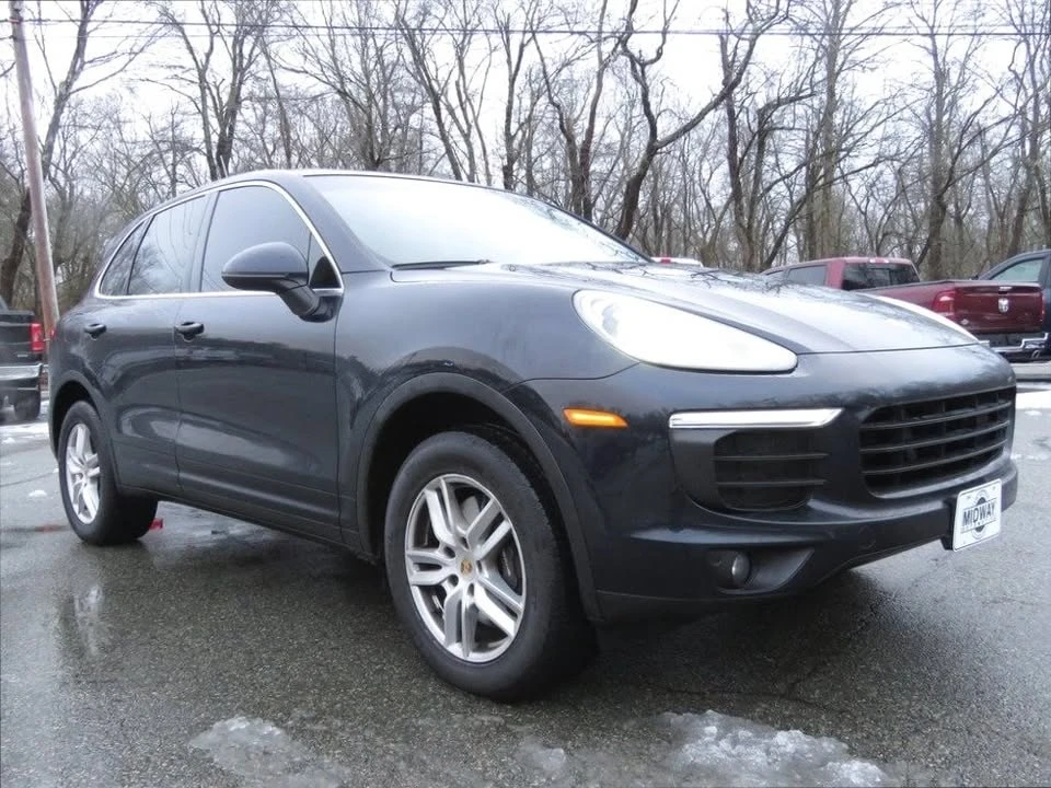 2017 Porsche 958 Cayenne - Image 3 of 19