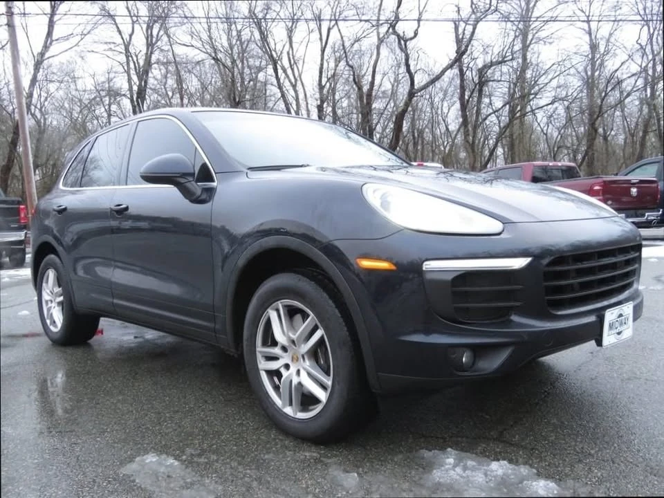 2017 Porsche 958 Cayenne - Image 3 of 16