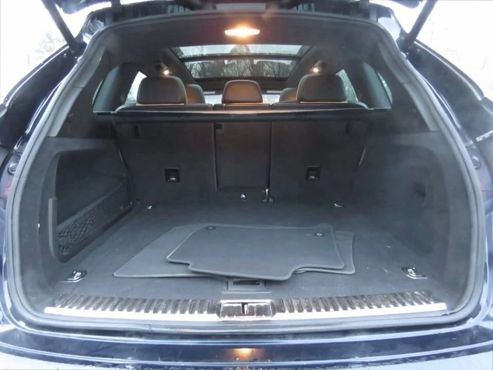 2017 Porsche 958 Cayenne - Image 16 of 19