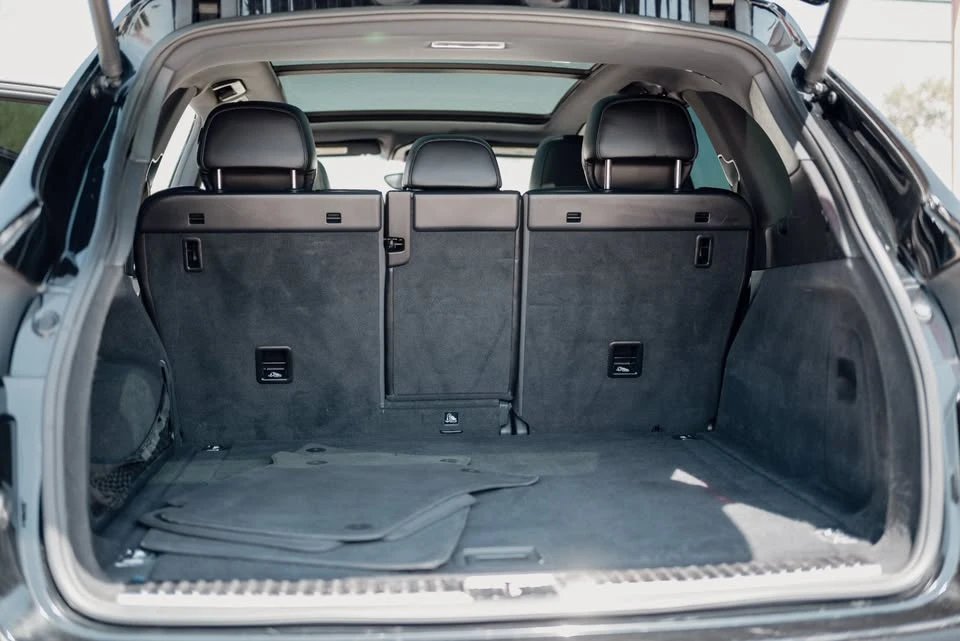 2017 Porsche 958 Cayenne - Image 10 of 14