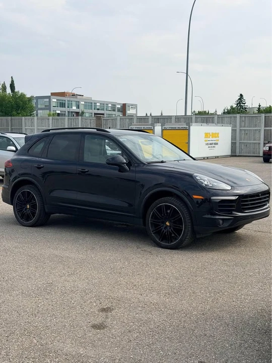 2017 Porsche 958 Cayenne - Image 5 of 16