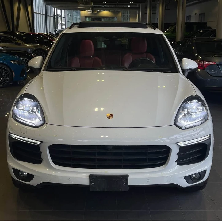 2017 Porsche 958 Cayenne - Image 3 of 16