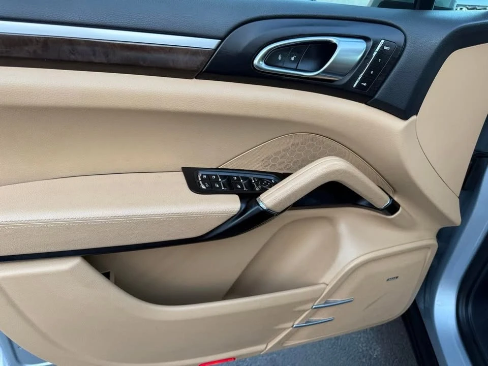 2017 Porsche 958 Cayenne - Image 20 of 20