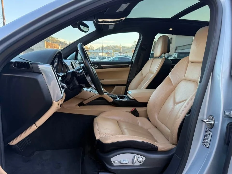 2017 Porsche 958 Cayenne - Image 18 of 20