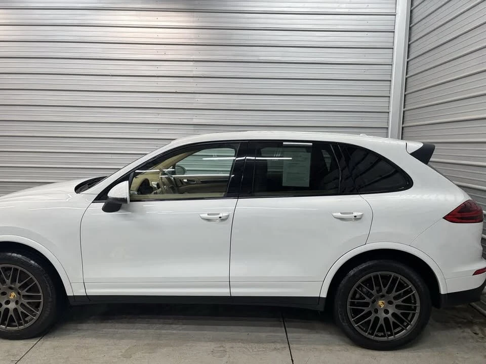 2017 Porsche 958 Cayenne - Image 7 of 20