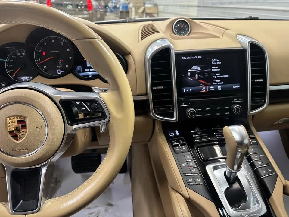 2017 Porsche 958 Cayenne - Image 15 of 20