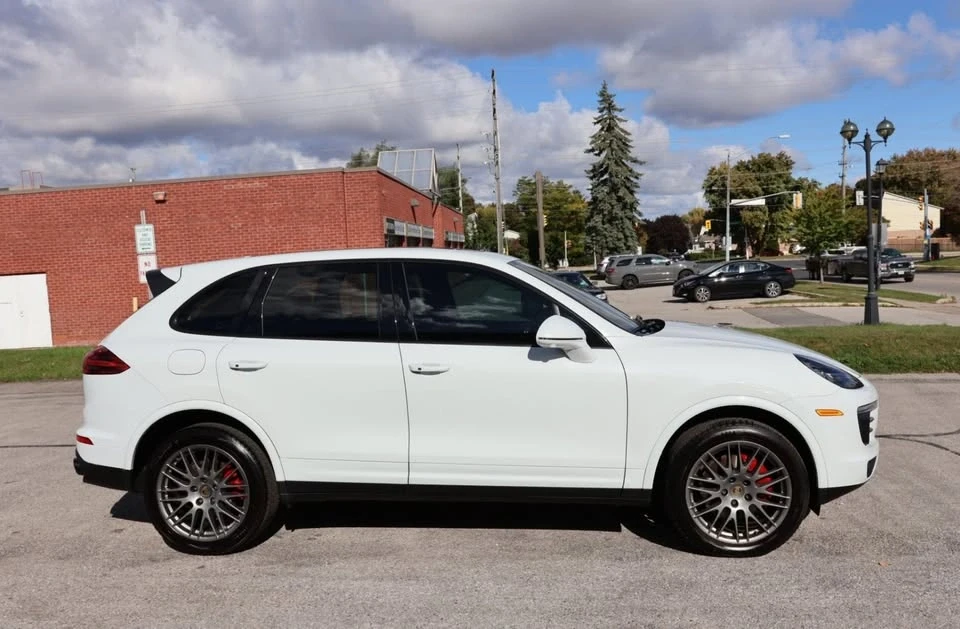 2017 Porsche 958 Cayenne - Image 7 of 20