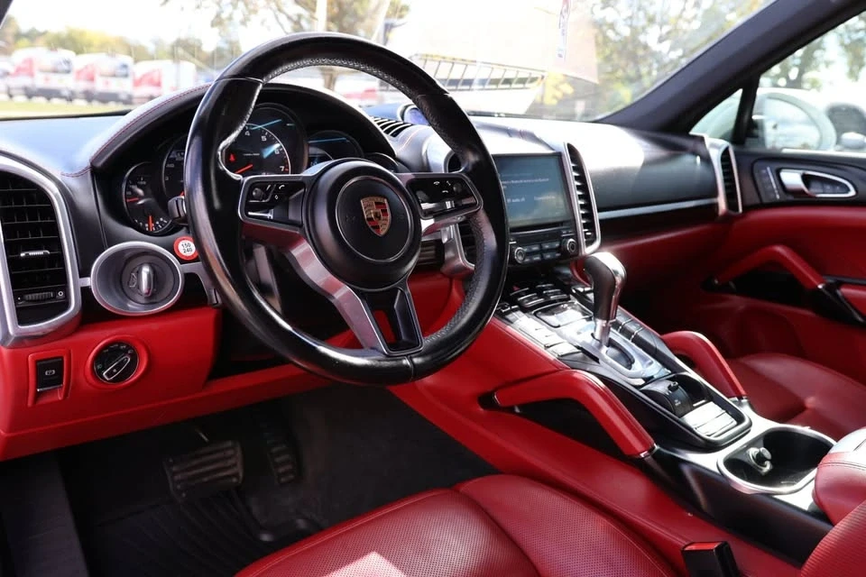 2017 Porsche 958 Cayenne - Image 11 of 20